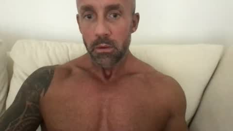 Snapshot of tylermarkd chatting on March 1, 12:12 am tylermarkd online show from March 1, 12:12 am
