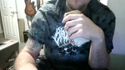 tylermizzan123 online show from December 14, 3:18 am