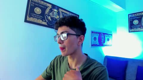   online show from January 24, 9:39 am