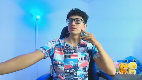   online show from October 14, 7:58 pm