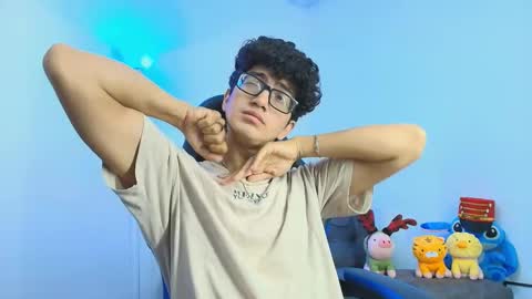   online show from December 2, 5:57 am