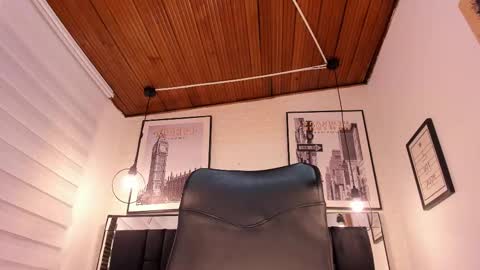       online show from October 9, 3:59 am