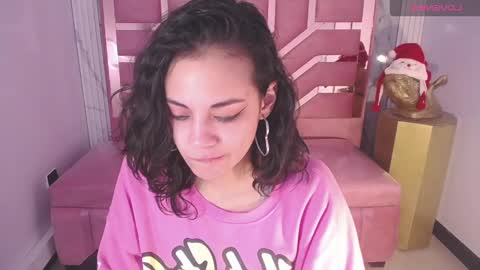 Snapshot of tyna_ch chatting on December 23, 8:47 pm TYNA online show from December 23, 8:47 pm