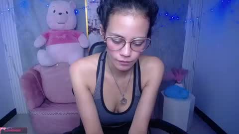 Snapshot of tyna_ch chatting on June 20, 1:09 am TYNA online show from June 20, 1:09 am
