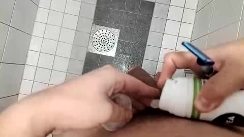 Emil online show from December 15, 9:35 am