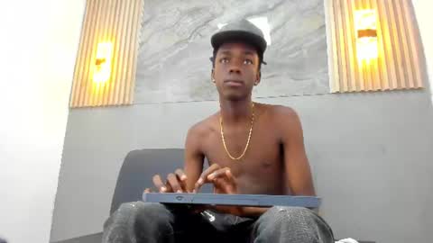 TYRON online show from June 11, 2:48 pm