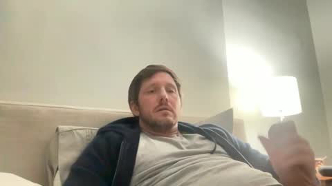 Snapshot of u28005 chatting on December 15, 11:31 pm u28005 online show from December 15, 11:31 pm