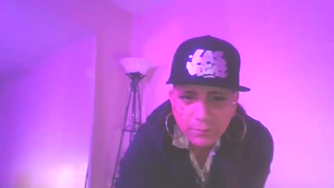 Azelia B online show from January 3, 1:58 pm