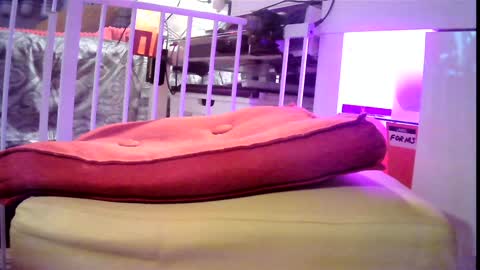 Daddy online show from December 3, 9:23 pm