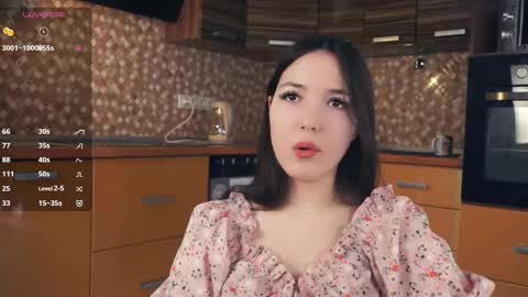 Lili online show from February 14, 8:10 am