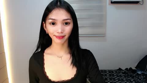 urbbgirl alliah online show from September 22, 9:44 am