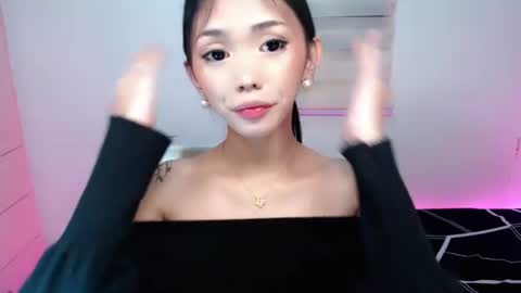 urbbgirl alliah online show from July 18, 2:38 am