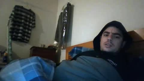 Snapshot of uglyyounlad chatting on February 12, 1:41 am uglyyounlad online show from February 12, 1:41 am