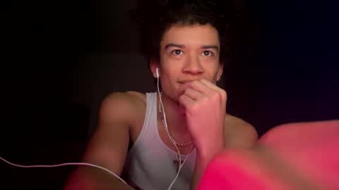 Snapshot of uhdummy chatting on January 25, 8:53 am snap mixedaddyx ig drexdummy online show from January 25, 8:53 am