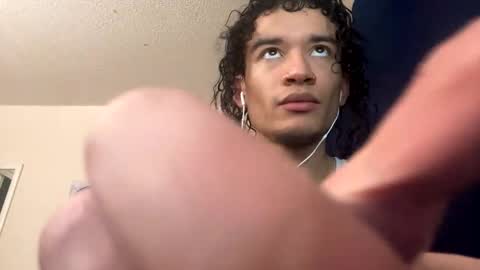 Snapshot of uhdummy chatting on February 26, 12:09 am snap mixedaddyx ig drexdummy online show from February 26, 12:09 am