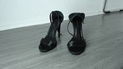 Megan online show from December 30, 6:42 am