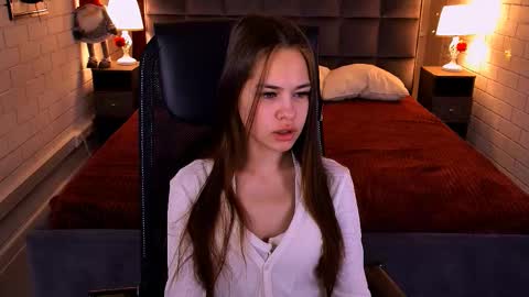 Ulia online show from February 6, 5:12 am