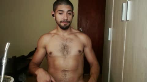 Snapshot of uliseshot450305 chatting on January 21, 12:57 am Ulises Gomez online show from January 21, 12:57 am