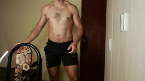 Snapshot of uliseshot450305 chatting on January 23, 3:32 pm Ulises Gomez online show from January 23, 3:32 pm