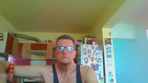 ulmeni4 online show from May 10, 2:00 pm