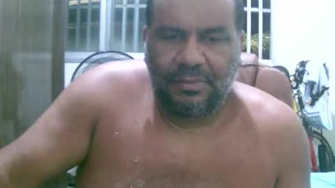 ulmo_br online show from February 10, 1:57 am