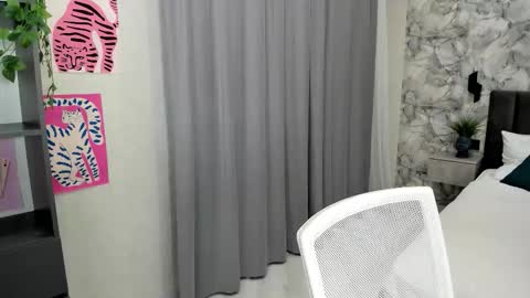 Melena online show from September 13, 1:27 am