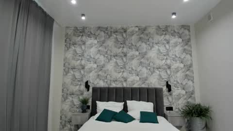 Melena online show from September 18, 1:40 am