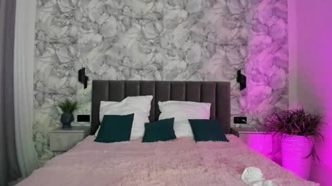 Melena online show from October 10, 2:43 am