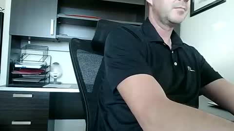 Ultra online show from December 3, 9:24 pm