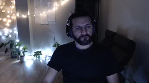 ultratoaster online show from December 21, 12:09 am