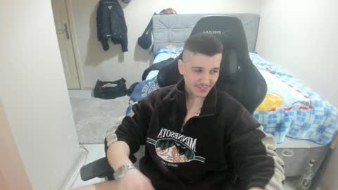 hi im mike tyson -  online show from February 6, 11:04 pm