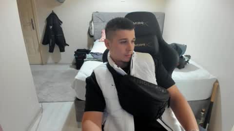 hi im mike tyson -  online show from September 17, 6:31 pm