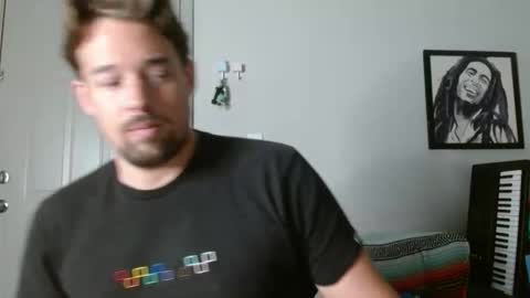 Snapshot of umphreak42 chatting on May 23, 1:59 pm Andrew online show from May 23, 1:59 pm
