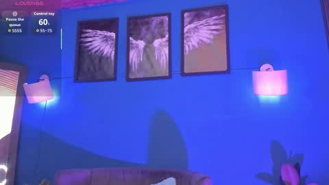 un_sluttyy online show from November 7, 11:49 pm