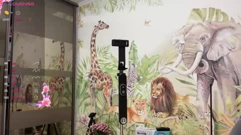 unarks online show from October 28, 5:04 pm