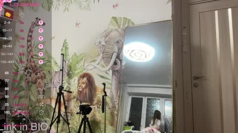 unarks online show from March 15, 5:41 pm