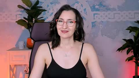 UnaTera online show from December 1, 9:36 am