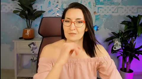 UnaTera online show from December 21, 9:16 am