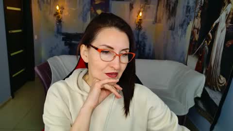 Snapshot of unatera chatting on March 27, 7:03 am UnaTera online show from March 27, 7:03 am