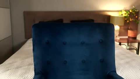 Snapshot of unbelievable__ chatting on October 11, 4:38 pm Sasha online show from October 11, 4:38 pm