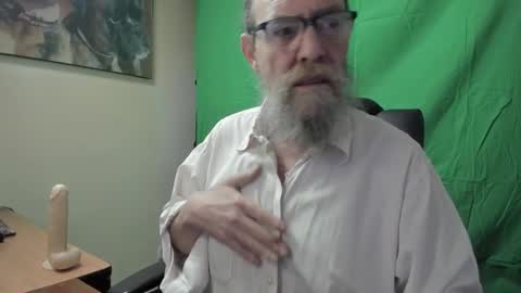Snapshot of uncle_hottiecb chatting on March 11, 4:35 pm Uncle Hottie online show from March 11, 4:35 pm