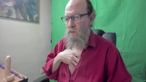 Snapshot of uncle_hottiecb chatting on March 15, 4:46 pm Uncle Hottie online show from March 15, 4:46 pm