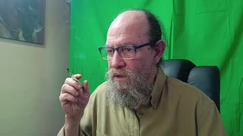 Snapshot of uncle_hottiecb chatting on March 24, 4:34 pm Uncle Hottie online show from March 24, 4:34 pm
