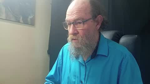 Snapshot of uncle_hottiecb chatting on March 31, 3:45 pm Uncle Hottie online show from March 31, 3:45 pm