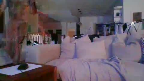 uncleozzie online show from April 25, 3:31 pm