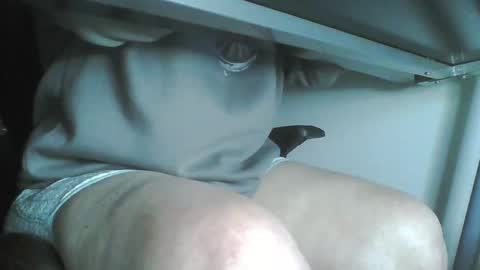 Snapshot of uncleremusway chatting on January 12, 11:04 pm uncleremusway online show from January 12, 11:04 pm