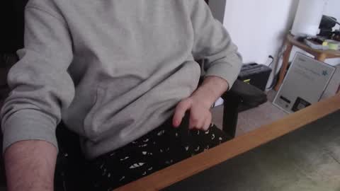 UnCutCdn7in online show from March 8, 11:30 pm