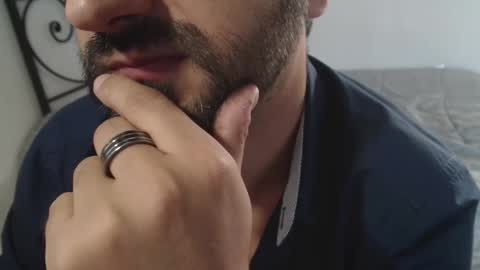 Giov online show from October 9, 2:26 pm