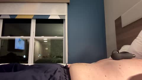 Underyourcomand online show from October 7, 2:09 am