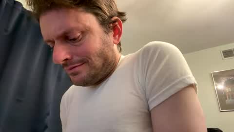 Snapshot of undress_me_ chatting on August 1, 1:32 pm undress me online show from August 1, 1:32 pm
